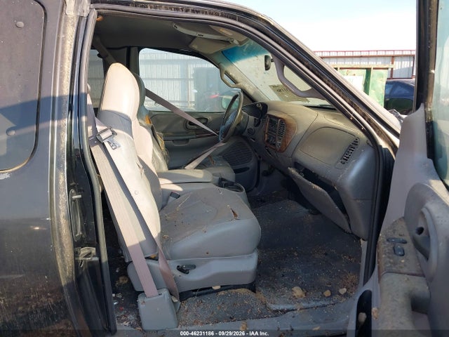 46231186 :رقم المزاد ، 2FTRX07L7YCB13984 vin ، 2000 Ford F-150 Lariat/xl/xlt مزاد بيع