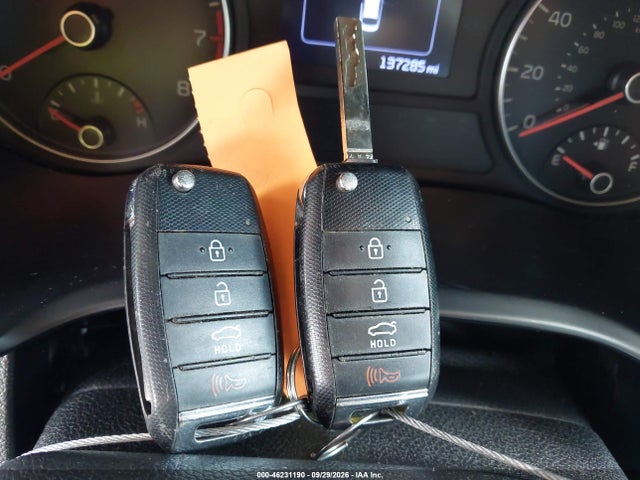 2018 Kia Optima Lx მანქანა იყიდება აუქციონზე, vin: 5XXGT4L34JG221166, აუქციონის ნომერი: 46231190