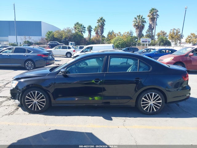 46231200 :رقم المزاد ، 3VWD17AJ1GM337697 vin ، 2016 Volkswagen Jetta 1.8t Sport مزاد بيع