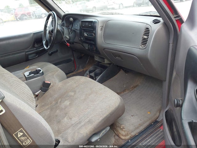 46231260 :رقم المزاد ، 1FTYR10D22PA21685 vin ، 2002 Ford Ranger Xl/xlt مزاد بيع