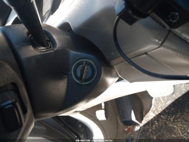 46231299 :رقم المزاد ، JTEGF21A530111952 vin ، 2003 Toyota Highlander V6 مزاد بيع