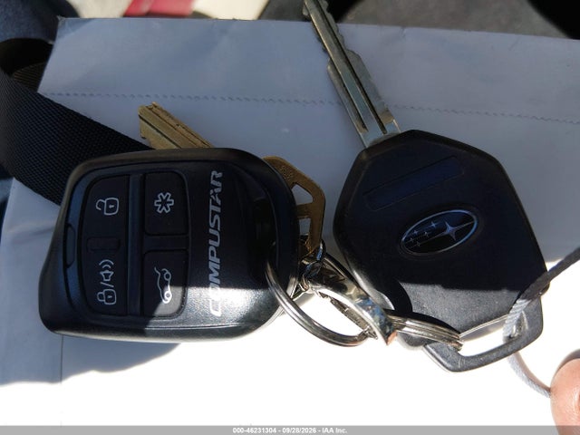 JF2GPACC1E8232137 Subaru Xv Crosstrek 2.0i Premium