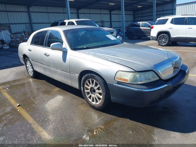 Продажа на аукционе авто 2007 Lincoln Town Car Signature, vin: 1LNHM81V97Y613015, номер лота: 46231404