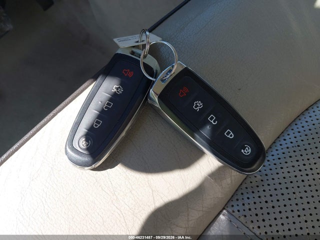 46231487 :رقم المزاد ، 2LMDJ6JK8DBL04280 vin ، 2013 Lincoln Mkx مزاد بيع