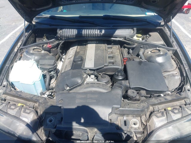 46231501 :رقم المزاد ، WBABS53471JU80044 vin ، 2001 Bmw 330ci مزاد بيع