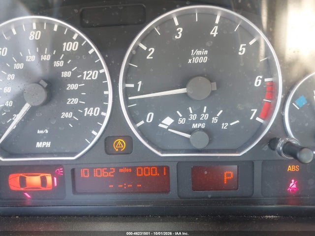 46231501 :رقم المزاد ، WBABS53471JU80044 vin ، 2001 Bmw 330ci مزاد بيع
