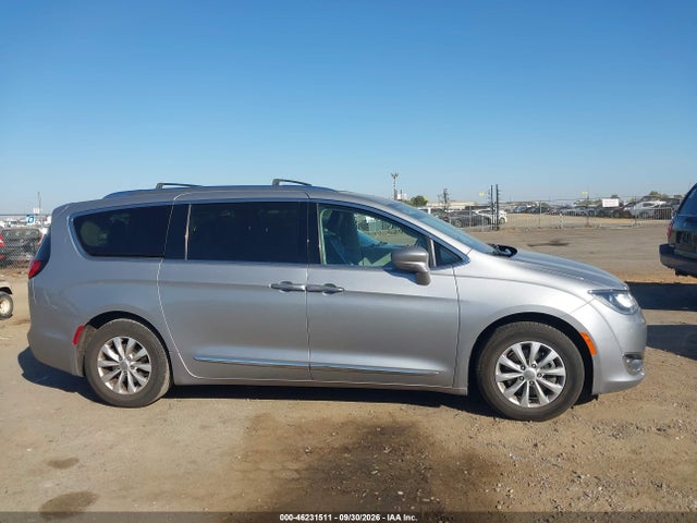 Aukcja sprzedaży 2018 Chrysler Pacifica Touring L, vin: 2C4RC1BG1JR246240, numer aukcji: 46231511