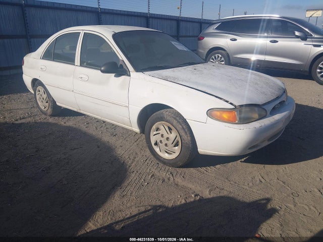 46231539 :رقم المزاد ، 3FAFP13P61R115181 vin ، 2001 Ford Escort مزاد بيع