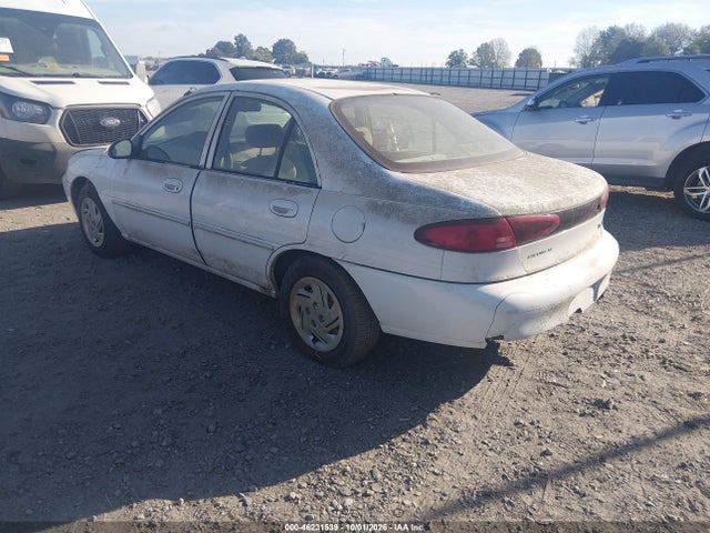 46231539 :رقم المزاد ، 3FAFP13P61R115181 vin ، 2001 Ford Escort مزاد بيع