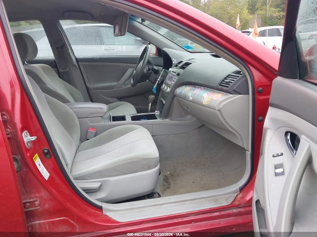 46231544 :رقم المزاد ، 4T4BF3EK5BR127889 vin ، 2011 Toyota Camry Le مزاد بيع