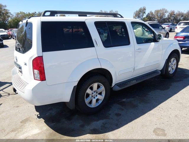 46231566 :رقم المزاد ، 5N1AR18U98C636445 vin ، 2008 Nissan Pathfinder Se مزاد بيع