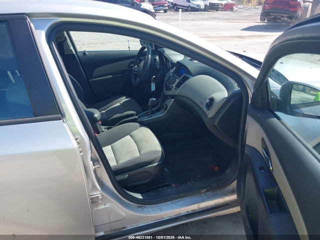 46231581 :رقم المزاد ، 1G1PA5SH7E7244327 vin ، 2014 Chevrolet Cruze Ls Auto مزاد بيع