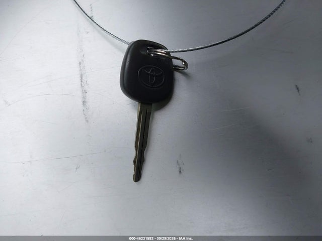 Toyota Prius C Two 2015 JTDKDTB39F1094775 Image 11