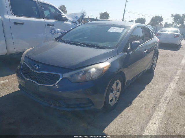 KIA FORTE LX 2016 KNAFK4A67G5610910 Image 2