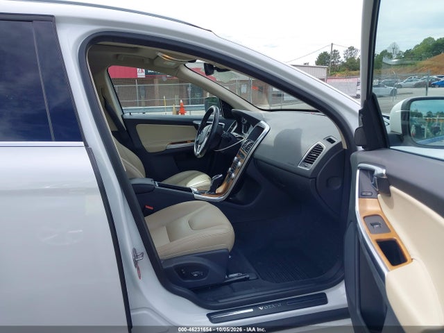 Продаж на аукціоні авто 2017 Volvo Xc60 T6 Inscription, vin: YV449MRU5H2132267, номер лоту: 46231654