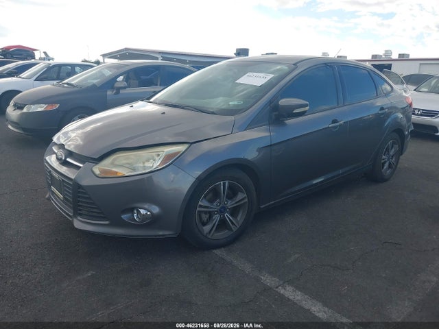 Ford FOCUS SE 2014 1FADP3F28EL317124 Image 2