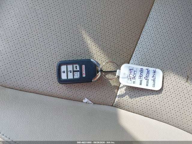 46231680 :رقم المزاد ، 1HGCR2F82HA057027 vin ، 2017 Honda Accord Ex-l مزاد بيع