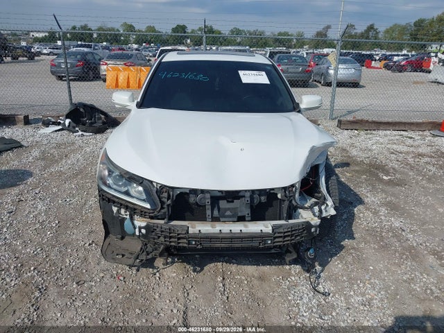 46231680 :رقم المزاد ، 1HGCR2F82HA057027 vin ، 2017 Honda Accord Ex-l مزاد بيع