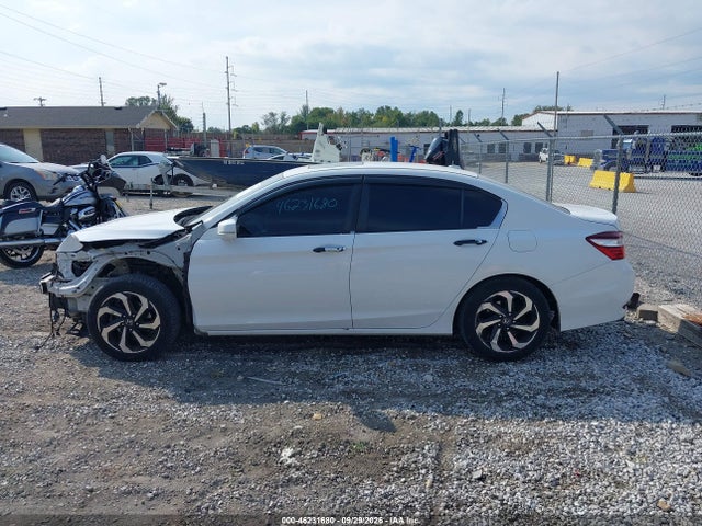 46231680 :رقم المزاد ، 1HGCR2F82HA057027 vin ، 2017 Honda Accord Ex-l مزاد بيع