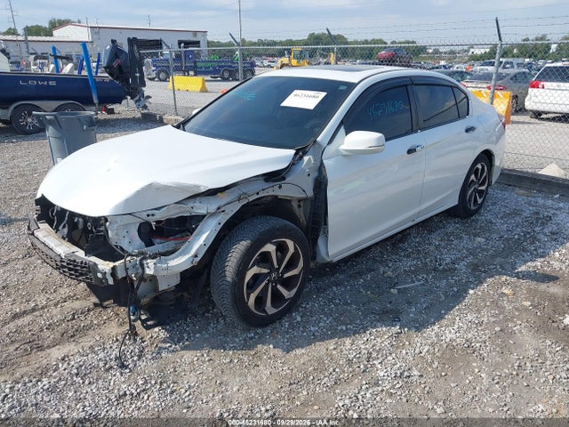 46231680 :رقم المزاد ، 1HGCR2F82HA057027 vin ، 2017 Honda Accord Ex-l مزاد بيع