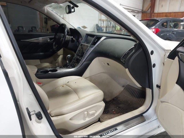 2014 Infiniti Q50 Premium მანქანა იყიდება აუქციონზე, vin: JN1BV7AR1EM695611, აუქციონის ნომერი: 46231690