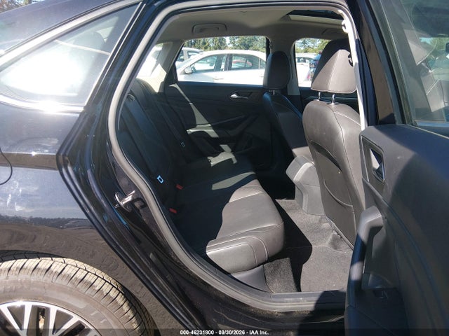 46231800 :رقم المزاد ، 3VWE57BUXKM250553 vin ، 2019 Volkswagen Jetta 1.4t Sel مزاد بيع