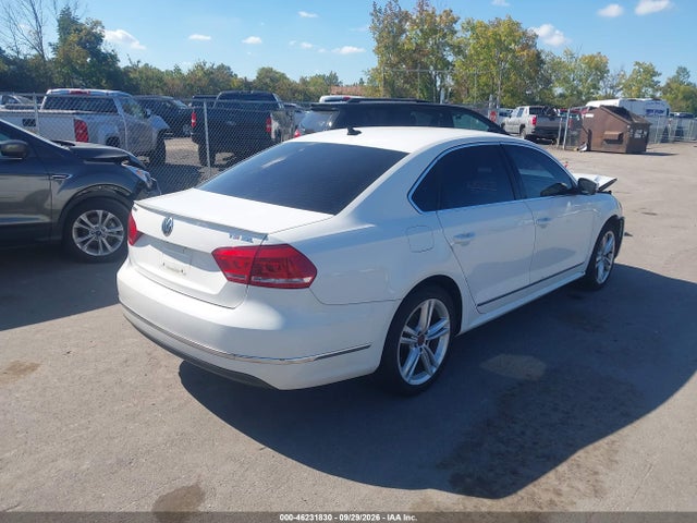 Auction sale of the 2015 Volkswagen Passat 1.8t Sel Premium, vin: 1VWCT7A33FC046402, lot number: 46231830