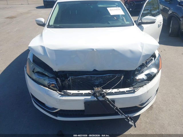 Auction sale of the 2015 Volkswagen Passat 1.8t Sel Premium, vin: 1VWCT7A33FC046402, lot number: 46231830