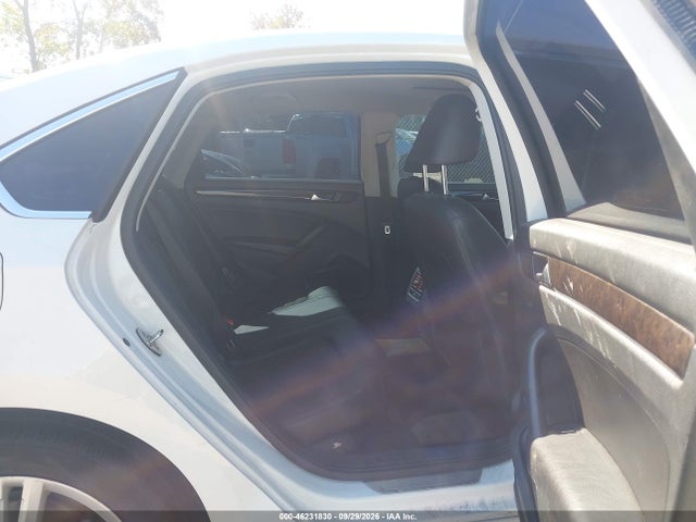 Auction sale of the 2015 Volkswagen Passat 1.8t Sel Premium, vin: 1VWCT7A33FC046402, lot number: 46231830