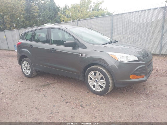 46231871 :رقم المزاد ، 1FMCU0F73GUC52989 vin ، 2016 Ford Escape S مزاد بيع