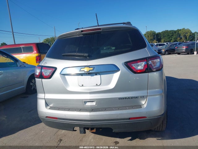 46231913 :رقم المزاد ، 1GNKRHKDXFJ363929 vin ، 2015 Chevrolet Traverse 2lt مزاد بيع