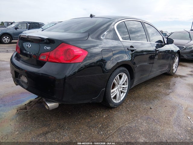 46232018 :رقم المزاد ، JN1CV6AP7FM580171 vin ، 2015 Infiniti Q40 مزاد بيع