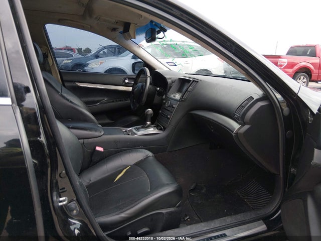 46232018 :رقم المزاد ، JN1CV6AP7FM580171 vin ، 2015 Infiniti Q40 مزاد بيع