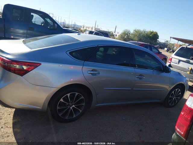 46232038 :رقم المزاد ، 4T1BK1EBXJU269678 vin ، 2018 Toyota Avalon Xle مزاد بيع