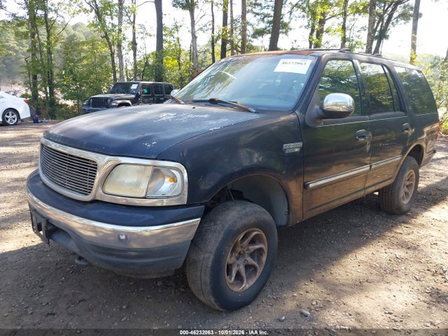1999 Ford Expedition Eddie Bauer/xlt მანქანა იყიდება აუქციონზე, vin: 1FMPU18L9XLA60693, აუქციონის ნომერი: 46232063