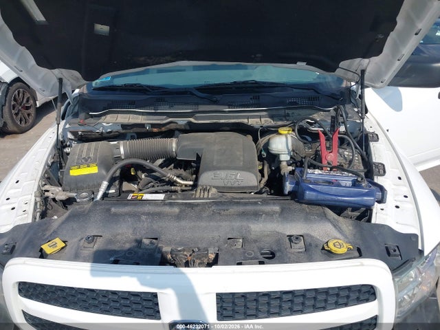Продажа на аукционе авто 2018 Ram 1500 Express  4x4 6'4 Box, vin: 1C6RR7FGXJS187769, номер лота: 46232071