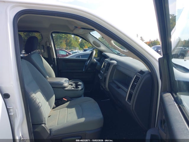 Продажа на аукционе авто 2018 Ram 1500 Express  4x4 6'4 Box, vin: 1C6RR7FGXJS187769, номер лота: 46232071