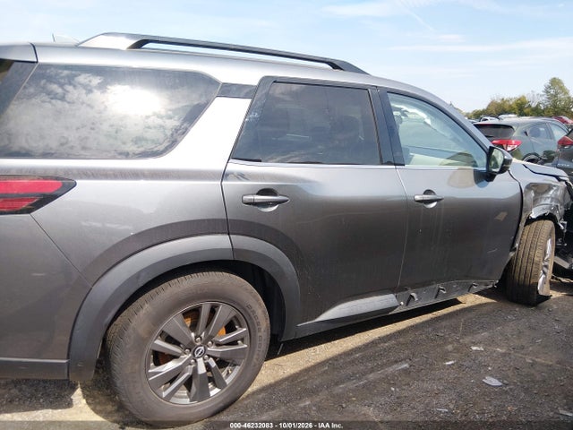46232083 :رقم المزاد ، 5N1DR3BC5NC268950 vin ، 2022 Nissan Pathfinder Sv 4wd مزاد بيع