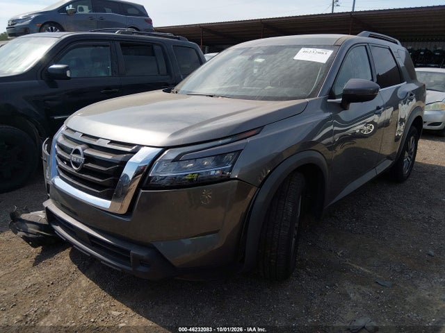 46232083 :رقم المزاد ، 5N1DR3BC5NC268950 vin ، 2022 Nissan Pathfinder Sv 4wd مزاد بيع