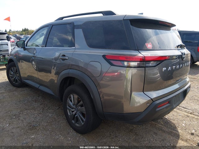 46232083 :رقم المزاد ، 5N1DR3BC5NC268950 vin ، 2022 Nissan Pathfinder Sv 4wd مزاد بيع