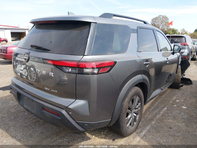 46232083 :رقم المزاد ، 5N1DR3BC5NC268950 vin ، 2022 Nissan Pathfinder Sv 4wd مزاد بيع