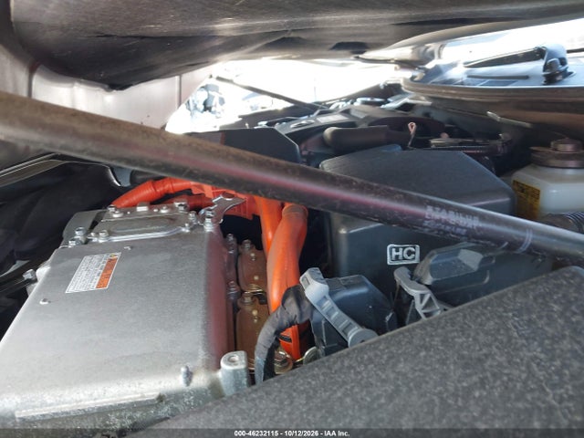 46232115 :رقم المزاد ، 4T1BD1FK5GU186452 vin ، 2016 Toyota Camry Hybrid Le مزاد بيع