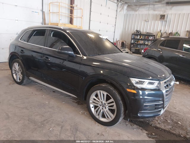46232121 :رقم المزاد ، WA1BNAFY2J2021297 vin ، 2018 Audi Q5 2.0t Premium/2.0t Tech Premium مزاد بيع