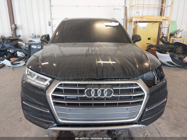 46232121 :رقم المزاد ، WA1BNAFY2J2021297 vin ، 2018 Audi Q5 2.0t Premium/2.0t Tech Premium مزاد بيع