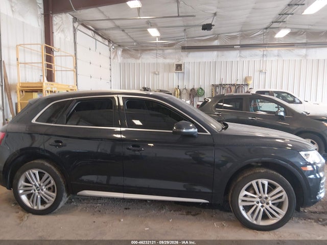 46232121 :رقم المزاد ، WA1BNAFY2J2021297 vin ، 2018 Audi Q5 2.0t Premium/2.0t Tech Premium مزاد بيع