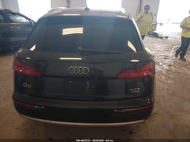 46232121 :رقم المزاد ، WA1BNAFY2J2021297 vin ، 2018 Audi Q5 2.0t Premium/2.0t Tech Premium مزاد بيع