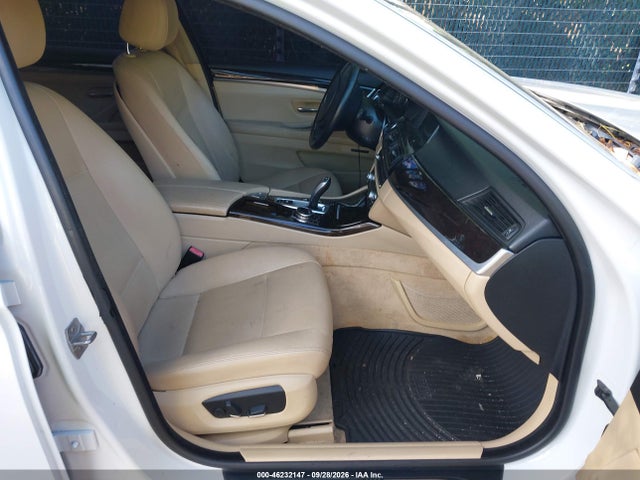 2014 Bmw 528i Xdrive მანქანა იყიდება აუქციონზე, vin: WBA5A7C58ED614889, აუქციონის ნომერი: 46232147