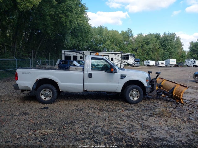 46232194 :رقم المزاد ، 1FTNF21559EA27561 vin ، 2009 Ford F-250 Xl/xlt مزاد بيع