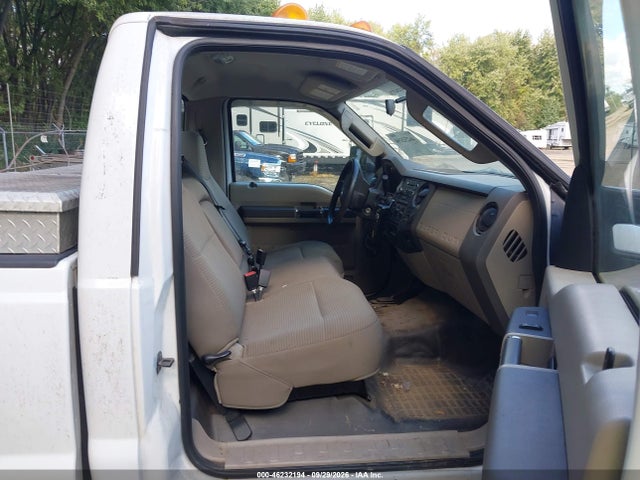 46232194 :رقم المزاد ، 1FTNF21559EA27561 vin ، 2009 Ford F-250 Xl/xlt مزاد بيع