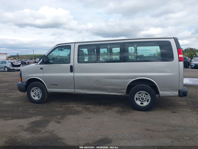46232203 :رقم المزاد ، 1GJHG35U761248916 vin ، 2006 Gmc Savana Ls مزاد بيع